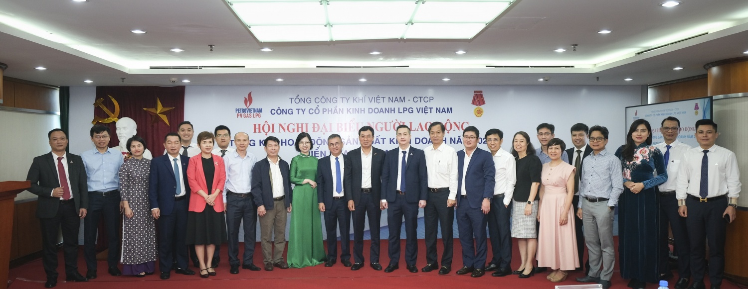 Các đại biểu tham dự Hội nghị Các đại biểu tham dự Hội nghị