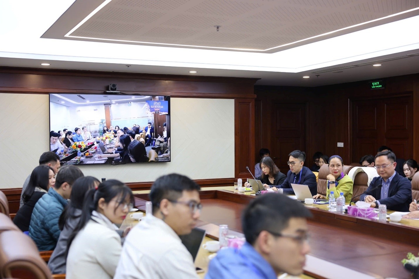 Hội nghị Nhà Đầu tư năm 2024 của PVI: Bền bỉ dẫn đầu, đồng hành tin cậy Hội nghị Nhà Đầu tư năm 2024 của PVI: Bền bỉ dẫn đầu, đồng hành tin cậy