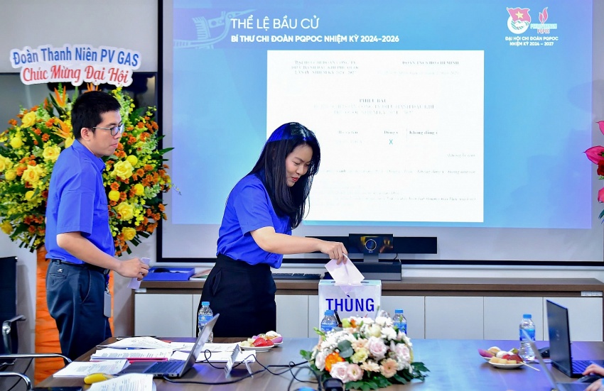 Chi đoàn PQPOC: Trí tuệ, bản lĩnh, tự tin trở thành thế hệ kế cận của Người đi tìm lửa Chi đoàn PQPOC: Trí tuệ, bản lĩnh, tự tin trở thành thế hệ kế cận của “những người đi tìm lửa”