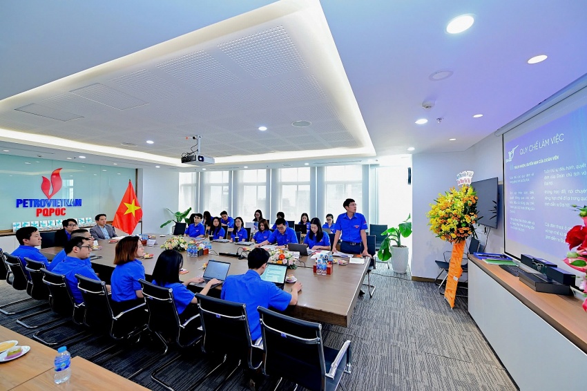 Chi đoàn PQPOC: Trí tuệ, bản lĩnh, tự tin trở thành thế hệ kế cận của “những người đi tìm lửa” Chi đoàn PQPOC: Trí tuệ, bản lĩnh, tự tin trở thành thế hệ kế cận của “những người đi tìm lửa”
