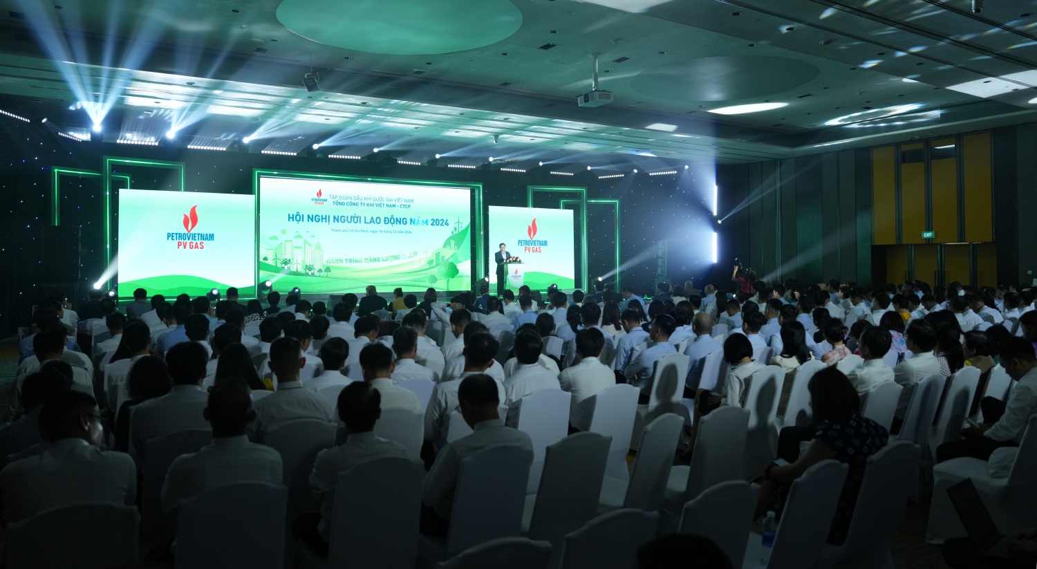Toàn cảnh Hội nghị Toàn cảnh Hội nghị