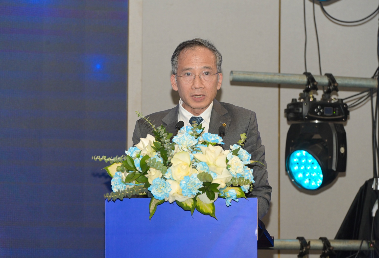 Ông Dương Thanh Danh Francois phát biểu tại Hội nghị PVI: Doanh thu hợp nhất năm 2024 ước đạt 21.478 tỷ đồng, hoàn thành 123% kế hoạch năm