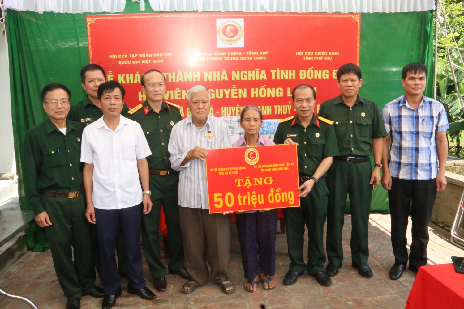 Phát huy bản lĩnh, mã gen “Bộ đội Cụ Hồ” trong xây dựng, phát triển Petrovietnam Phát huy bản lĩnh, mã gen “Bộ đội Cụ Hồ” trong xây dựng, phát triển Petrovietnam