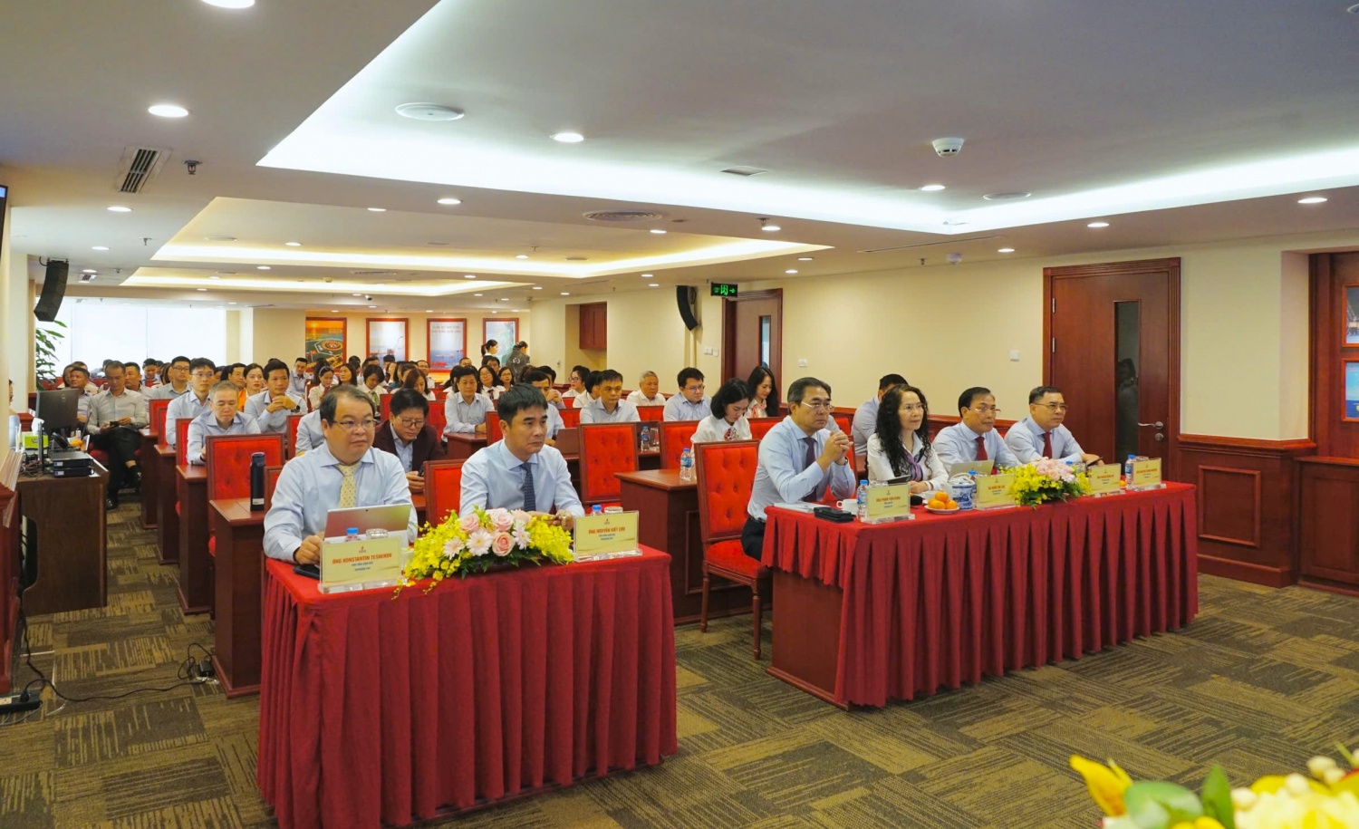 Đảng bộ BIENDONG POC phấn đấu hoàn thành xuất sắc các mục tiêu năm 2025 Đảng bộ BIENDONG POC phấn đấu hoàn thành xuất sắc các mục tiêu năm 2025