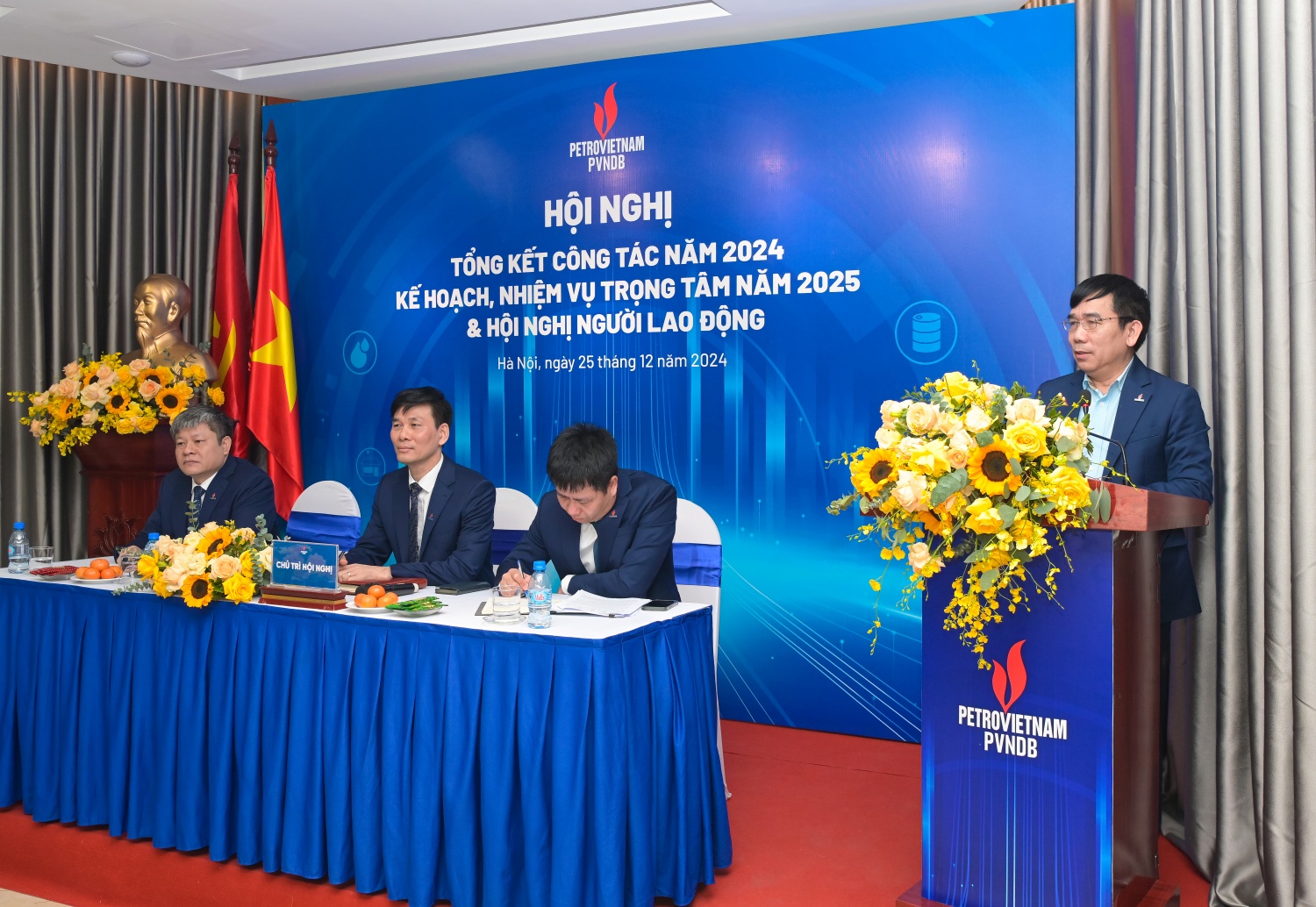 Phó Tổng Giám đốc Petrovietnam Lê Xuân Huyên phát biểu chỉ đạo Hội nghị Phó Tổng Giám đốc Petrovietnam Lê Xuân Huyên phát biểu chỉ đạo Hội nghị