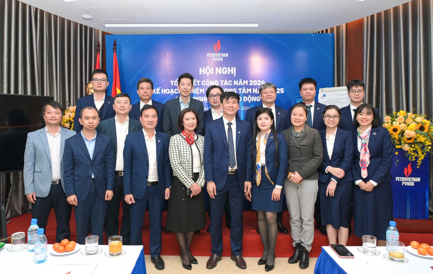 Các đại biểu chụp ảnh lưu niệm tại chương trình Các đại biểu chụp ảnh lưu niệm tại chương trình