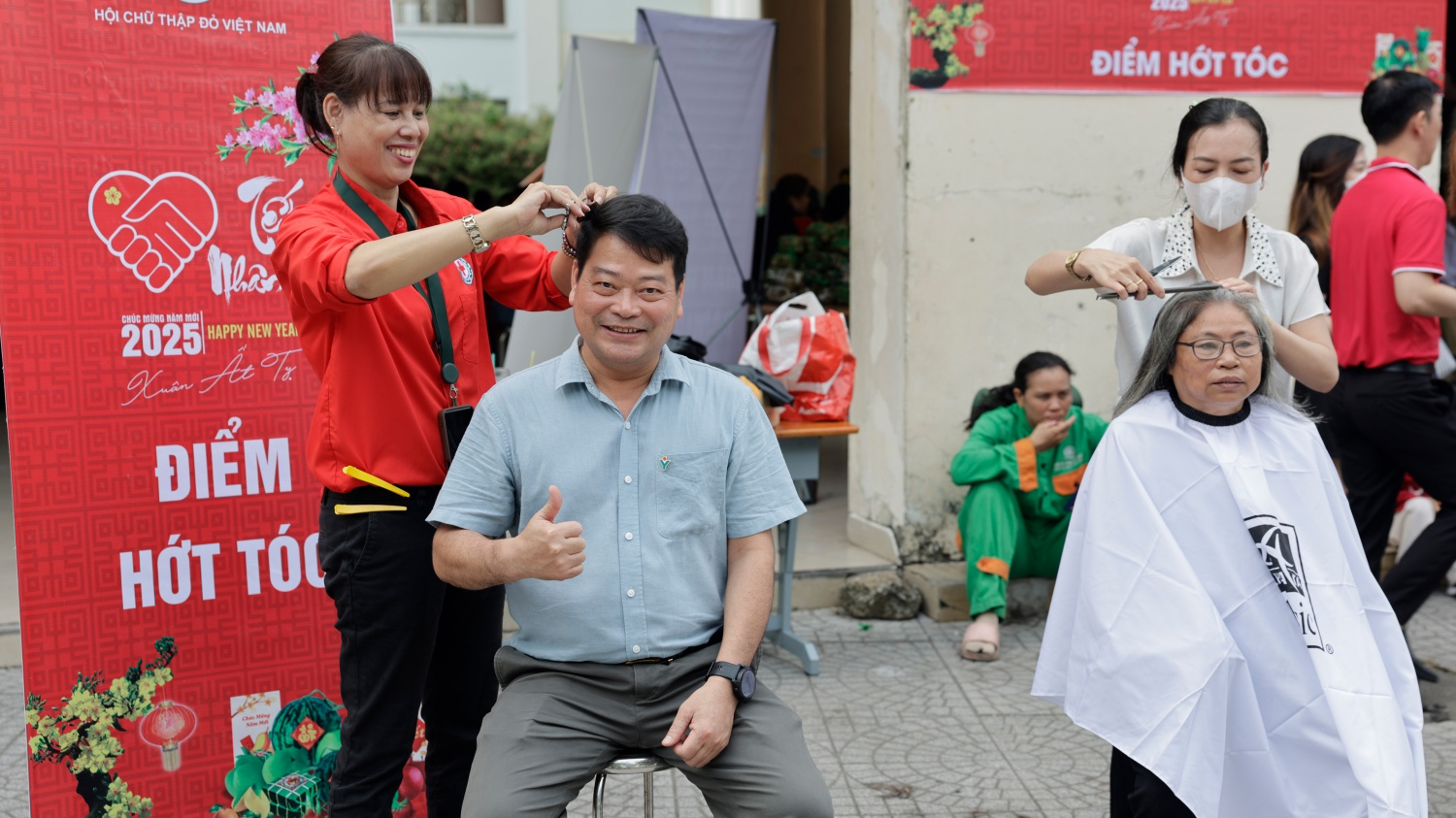 PVFCCo khởi động chương trình “Xuân yêu thương - Tết sẻ chia” PVFCCo khởi động chương trình “Xuân yêu thương - Tết sẻ chia”