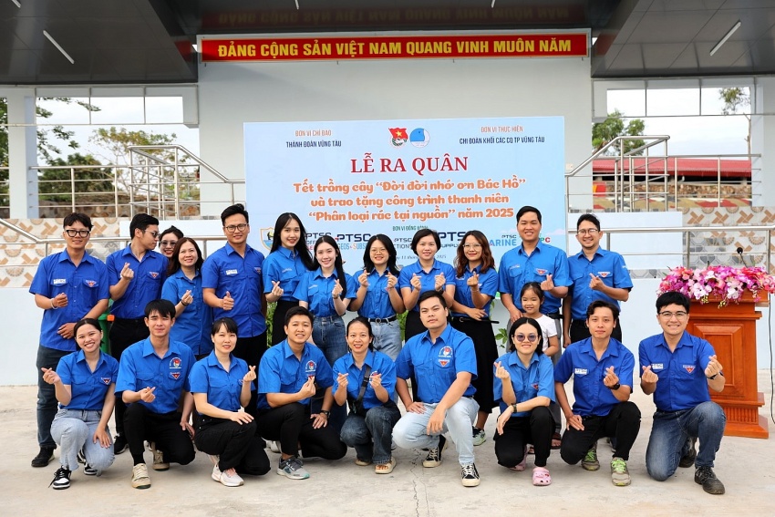 Đoàn Thanh niên PTSC (cụm BRVT) ra quân hưởng ứng Tết trồng cây Đoàn Thanh niên PTSC ra quân hưởng ứng Tết trồng cây