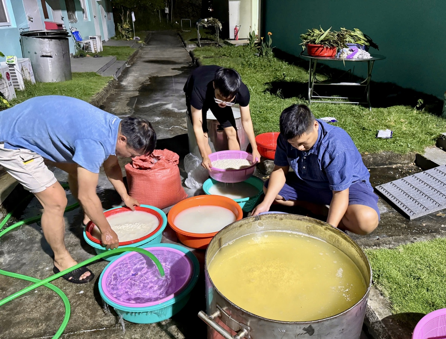Xuân ấm áp trên công trường NMNĐ Sông Hậu 1 Xuân ấm áp trên công trường NMNĐ Sông Hậu 1