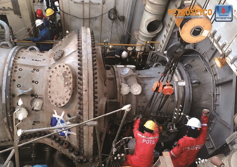 PETROSETCO: Thành công từ “Chuyên tay - Chuyên tâm” PETROSETCO: Thành công từ “Chuyên tay - Chuyên tâm”