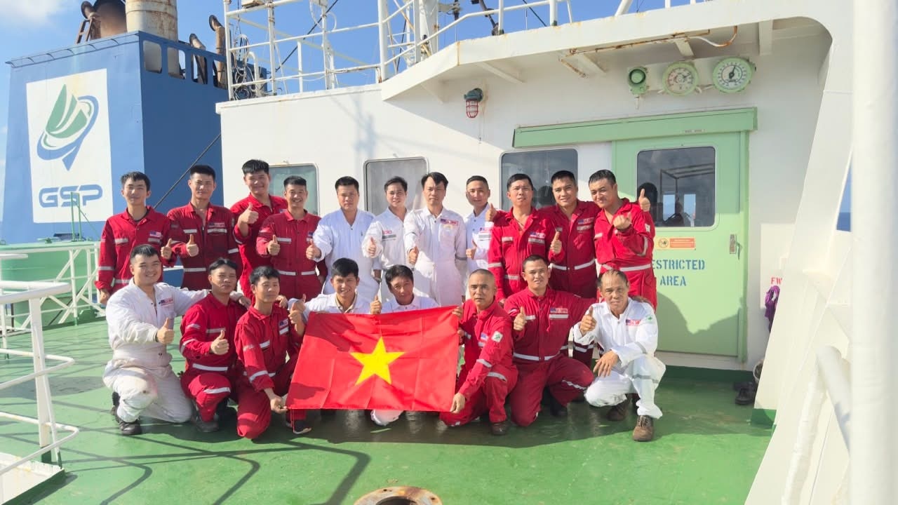 [CHÙM ẢNH] Tuổi trẻ dầu khí đón Xuân trên những công trình