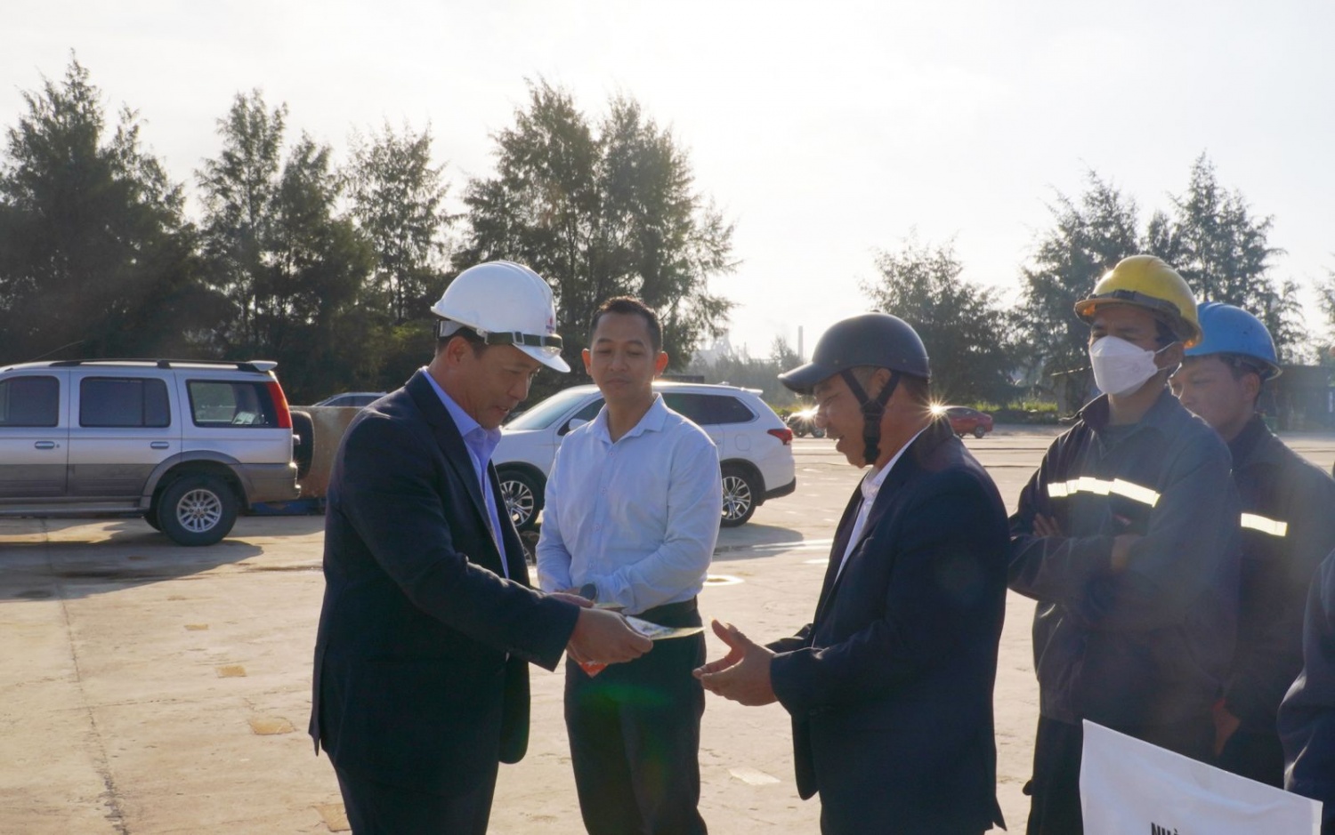 DQS ra quân đầu năm khởi động kế hoạch sản xuất kinh doanh năm 2025 DQS ra quân đầu năm khởi động kế hoạch sản xuất kinh doanh năm 2025