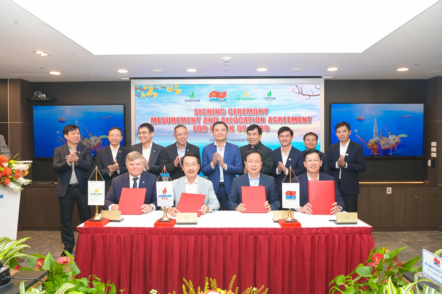 Vietsovpetro và PVEP ký kết các thoả thuận Lô 09-2/09 Vietsovpetro và PVEP ký kết các thoả thuận Lô 09 2/09