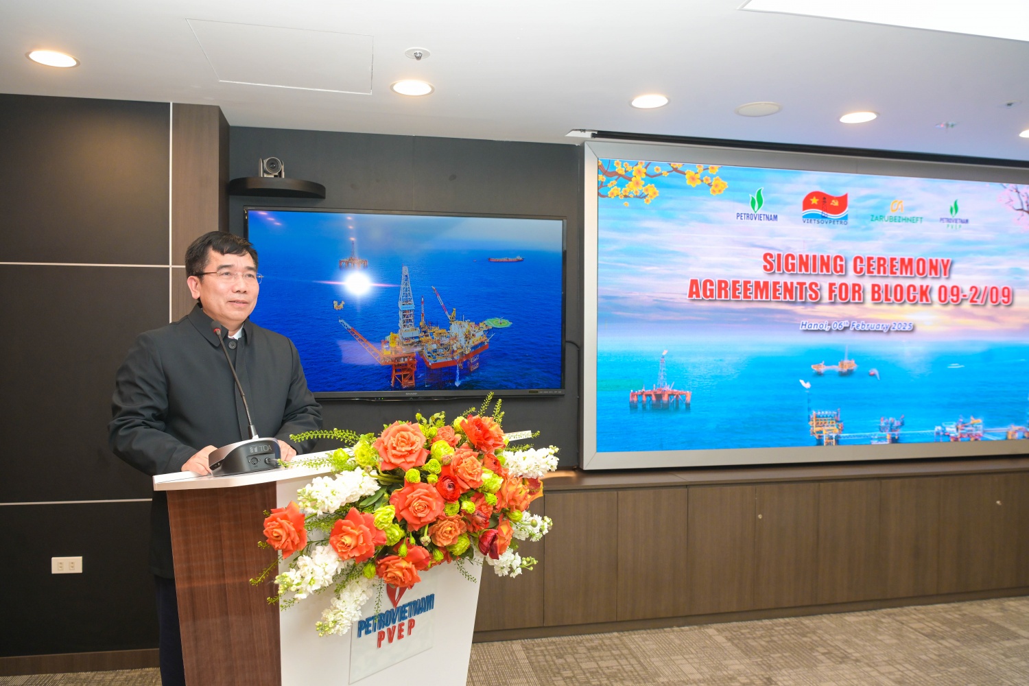 Vietsovpetro và PVEP ký kết các thoả thuận Lô 09-2/09 Vietsovpetro và PVEP ký kết các thoả thuận Lô 09-2/09