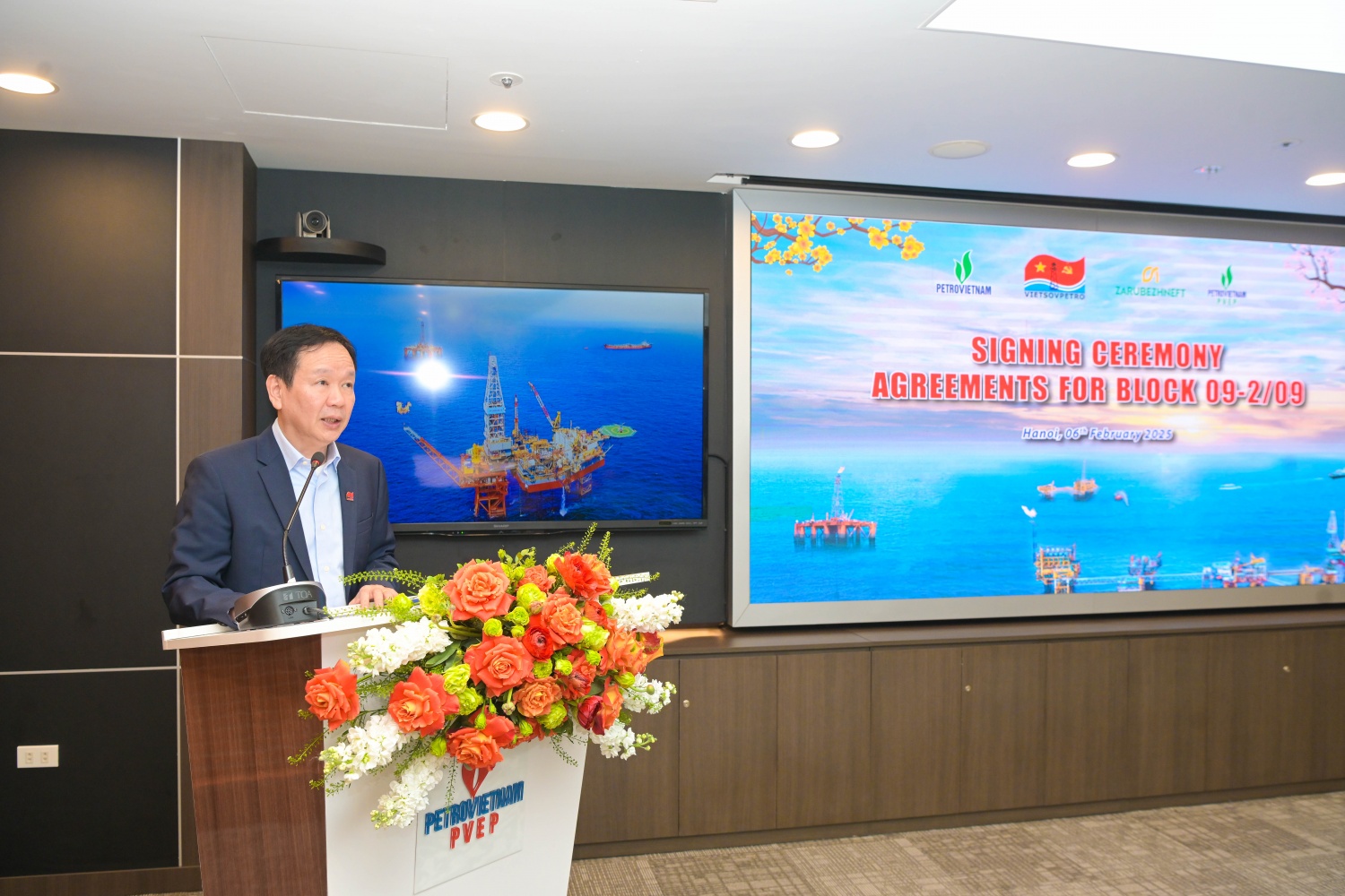 Vietsovpetro và PVEP ký kết các thoả thuận Lô 09-2/09 Vietsovpetro và PVEP ký kết các thoả thuận Lô 09-2/09
