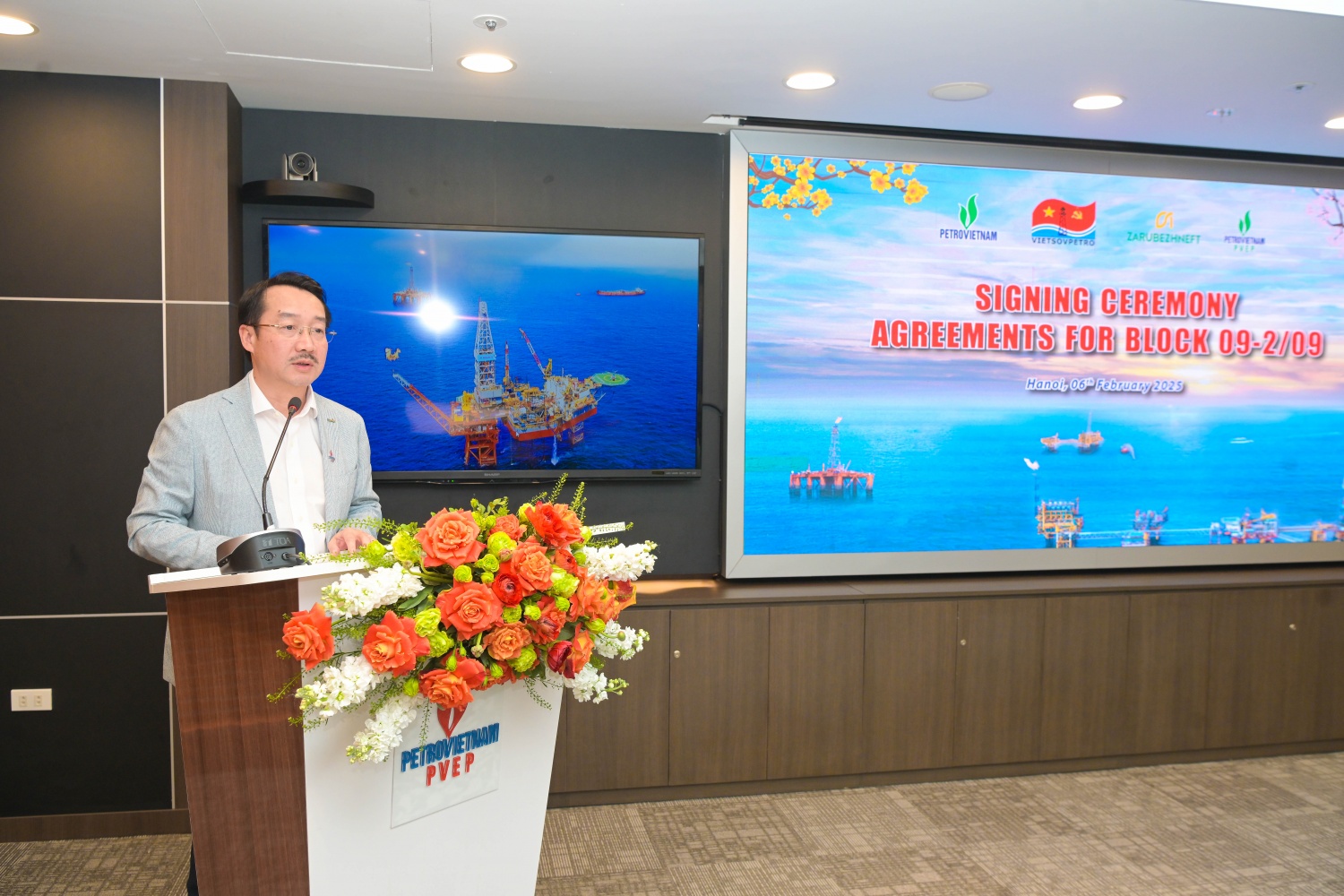 Vietsovpetro và PVEP ký kết các thoả thuận Lô 09-2/09 Vietsovpetro và PVEP ký kết các thoả thuận Lô 09-2/09