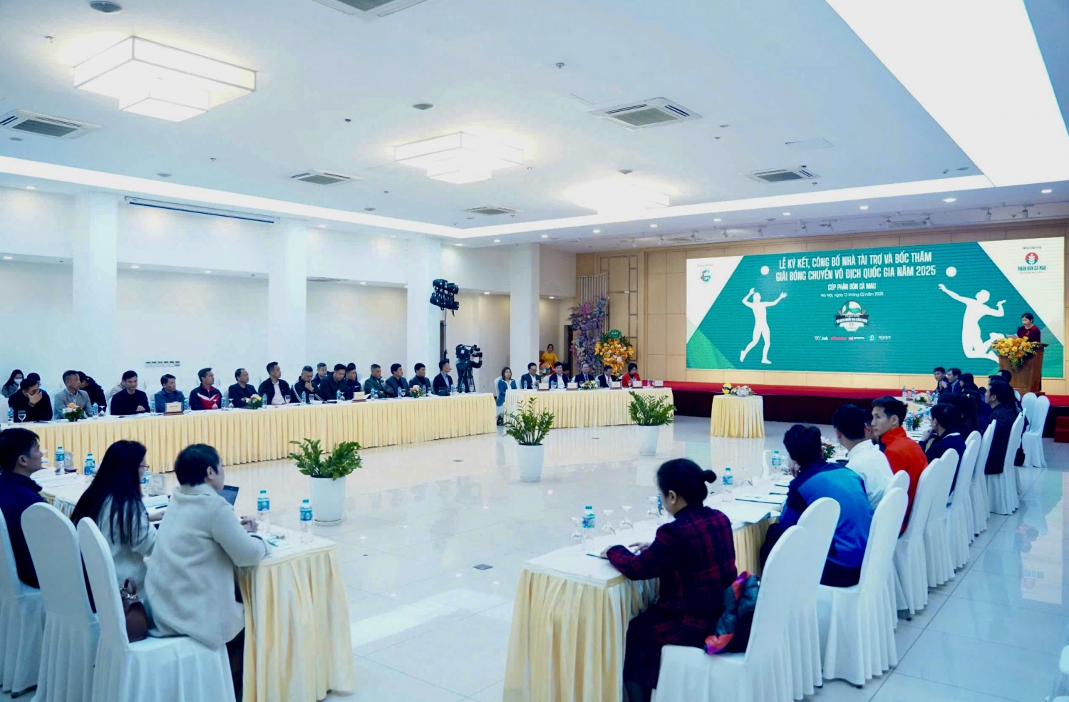 Phân bón Cà Mau là nhà tài trợ kim cương của Giải bóng chuyền vô địch quốc gia năm 2025 Phân bón Cà Mau là nhà tài trợ kim cương giải bóng chuyền vô địch Quốc gia 2025 1