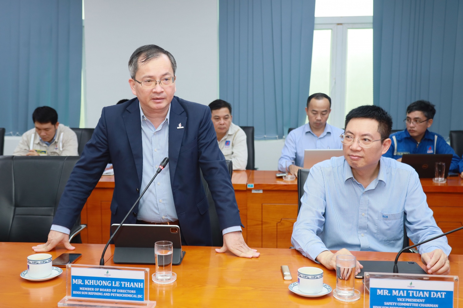 Ông Khương Lê Thành – Thành viên HĐQT Công ty phát biểu về mục tiêu và tầm quan trọng của công tác đảm bảo an toàn NMLD Dung Quất. Ông Khương Lê Thành – Thành viên HĐQT Công ty phát biểu về mục tiêu và tầm quan trọng của công tác đảm bảo an toàn NMLD Dung Quất.