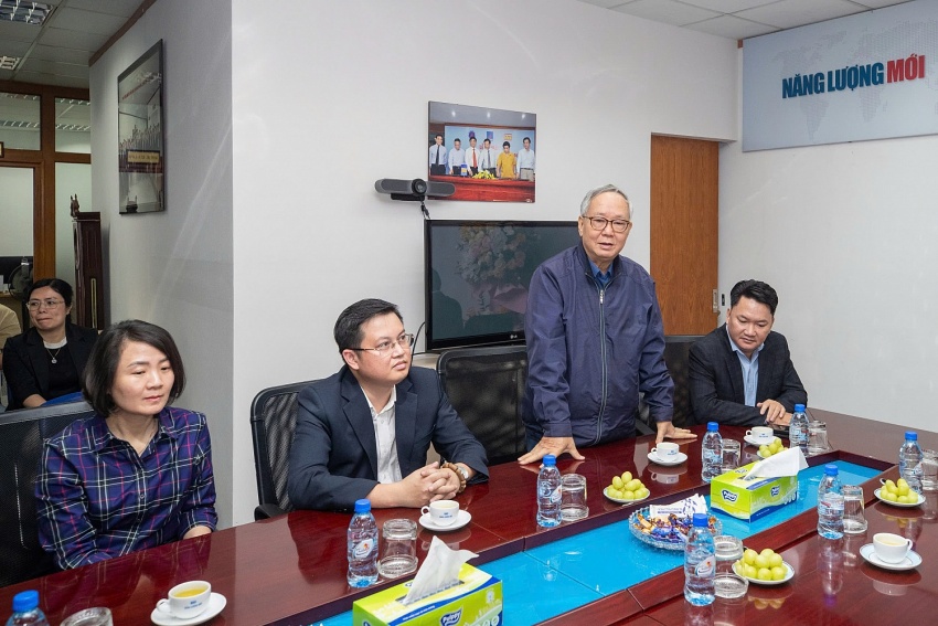 Nhà báo Nguyễn Như Phong điểm lại những kỷ niệm cùng các lãnh đạo Petrovietnam trong suốt chiều dài hoạt động của Tạp chí Nhà báo Nguyễn Như Phong điểm lại những kỷ niệm cùng các lãnh đạo Petrovietnam trong suốt chiều dài hoạt động của Tạp chí