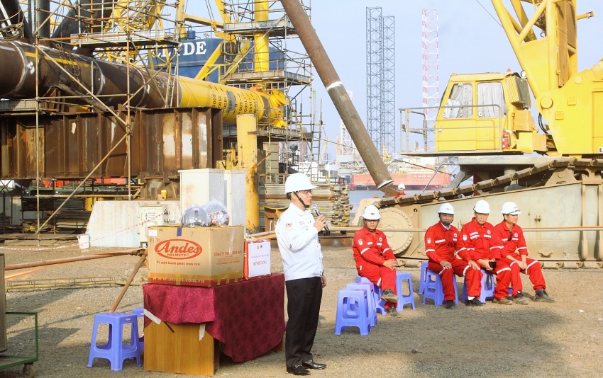 Biểu dương người lao động xuất sắc trên công trình BK-24 Biểu dương người lao động xuất sắc trên công trình BK-24