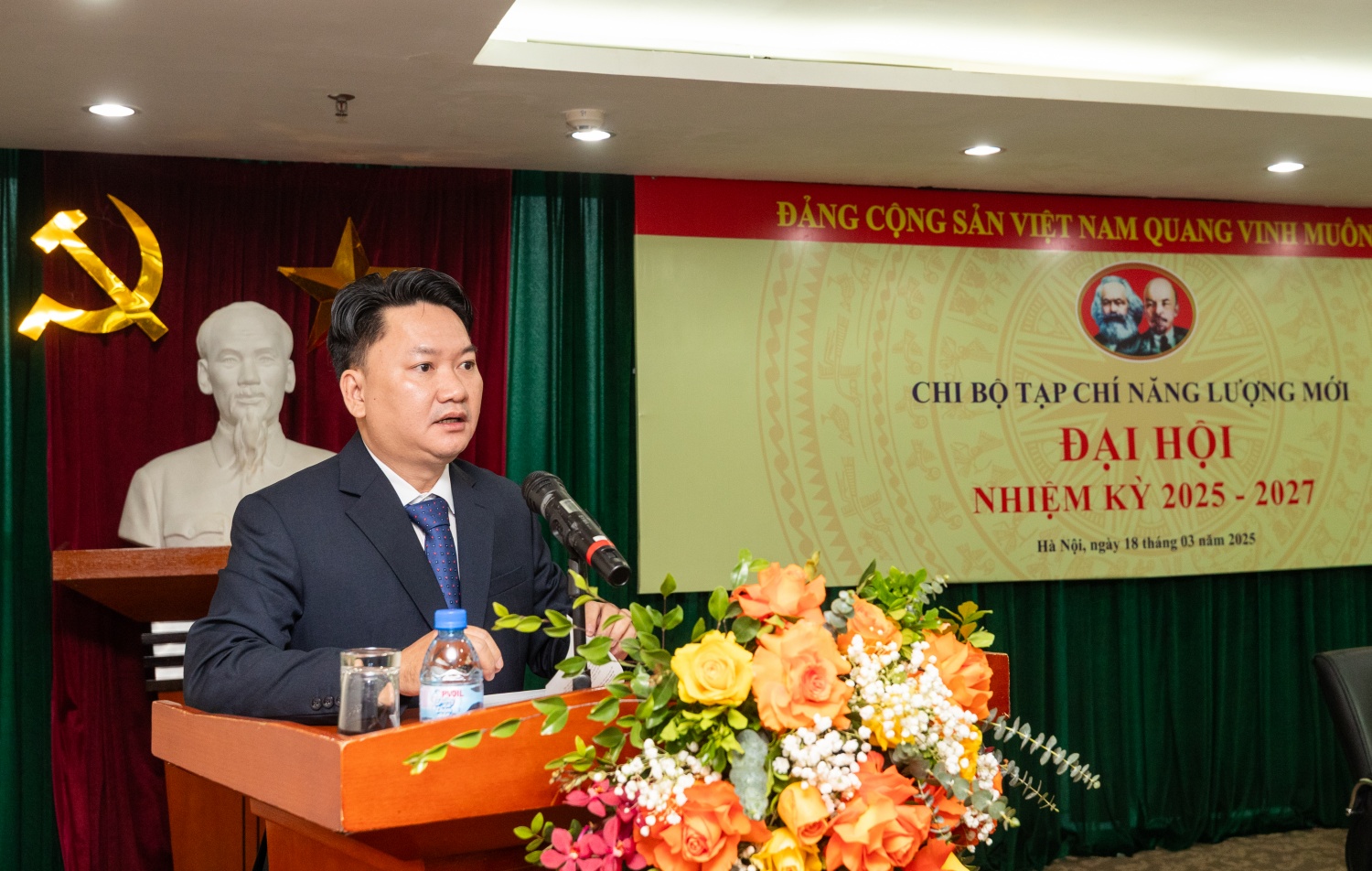 Nâng cao chất lượng, hiệu quả, hoàn thành xuất sắc nhiệm vụ truyền thông cho Petrovietnam Nâng cao chất lượng, hiệu quả, hoàn thành xuất sắc nhiệm vụ truyền thông cho Petrovietnam