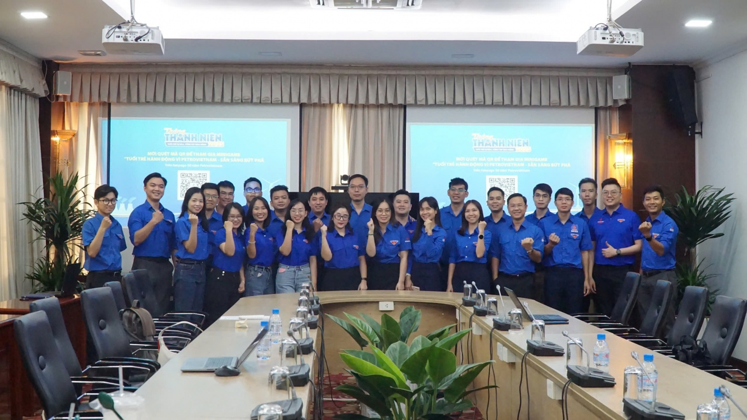 Đoàn viên thanh niên tham gia đối thoại với Tổng Giám đốc Tập đoàn tại điểm cầu TP HCM