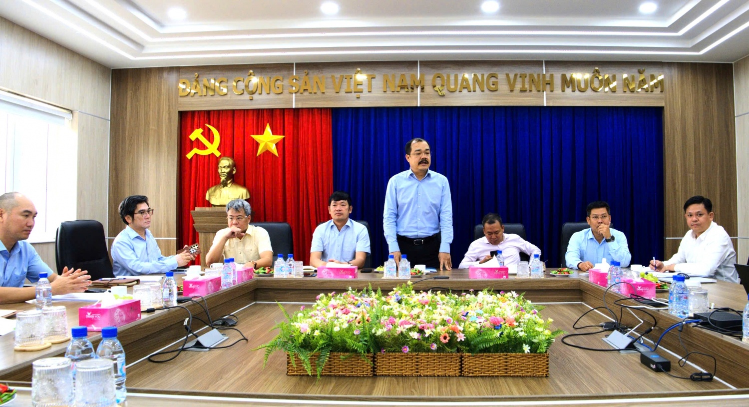 Đồng chí Trần Ngọc Chương - Phó Bí thư Thường trực Đảng ủy PTSC phát biểu kết luận buổi làm việc.