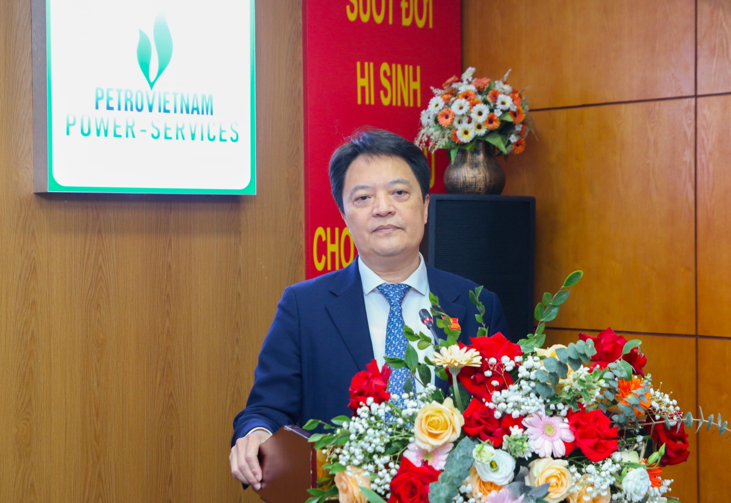 Đồng chí Hoàng Văn Quang đề nghị tập thể đảng viên, cán bộ, người lao động sẽ tiên phong, gương mẫu, đồng lòng thực hiện các giải pháp đề ra.