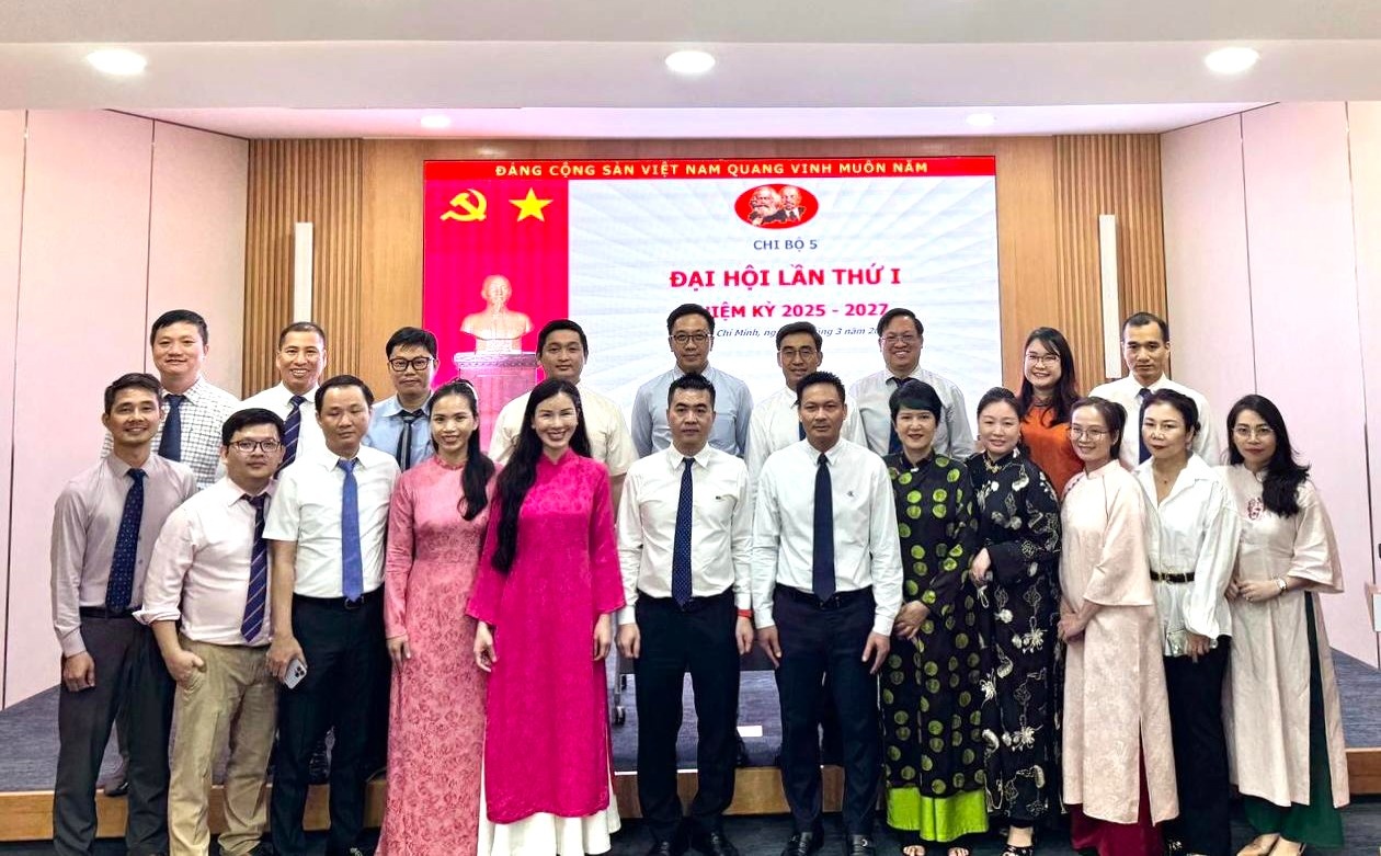 Đại hội Chi bộ 5 lần thứ I diễn ra thành công tốt đẹp.