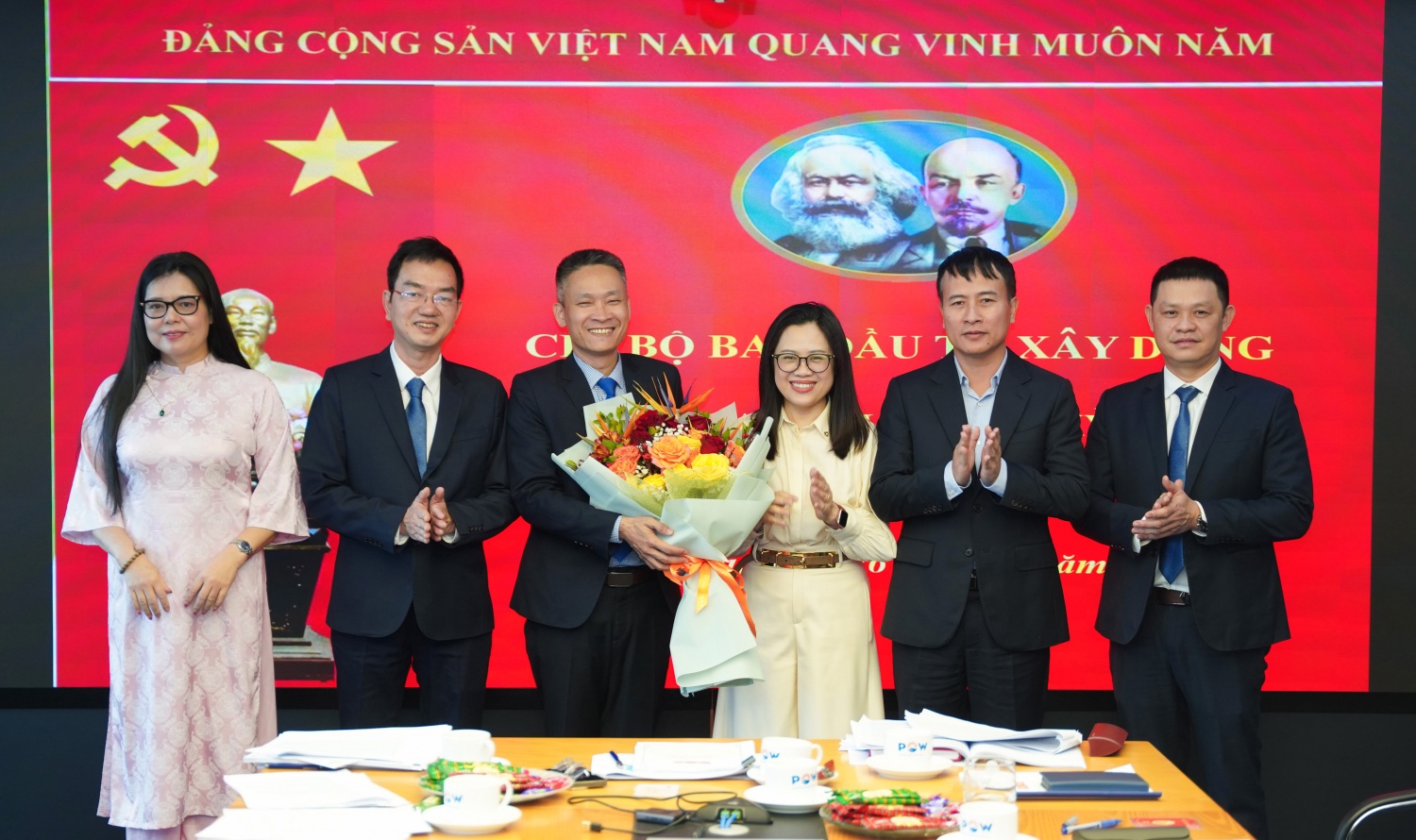 Chi ủy Chi bộ Ban Đầu tư Xây dựng nhiệm kỳ 2025-2027 ra mắt Đại hội