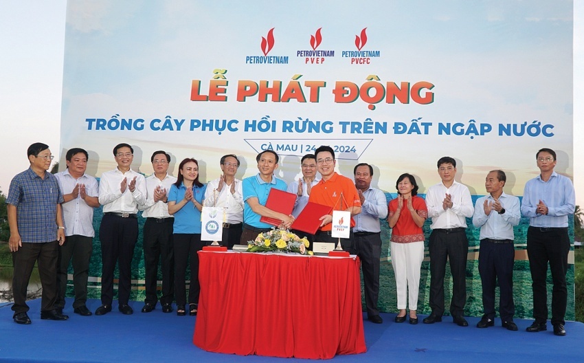 PVEP ký thỏa thuận với Viện Khoa học Lâm nghiệp Nam Bộ, Sở Nông nghiệp và Phát triển nông thôn tỉnh Cà Mau, trồng mới 40 ha rừng và 250.000 cây xanh trên địa bàn tỉnh