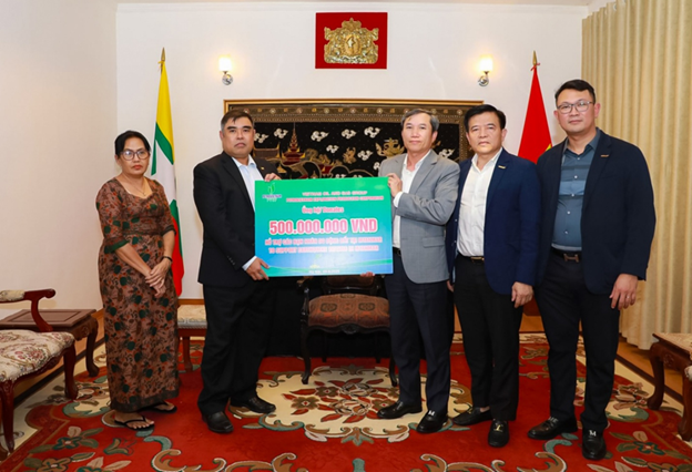 PVEP trao quà ủng hộ những nạn nhân chịu thiệt hại do trận động đất tại Myanmar