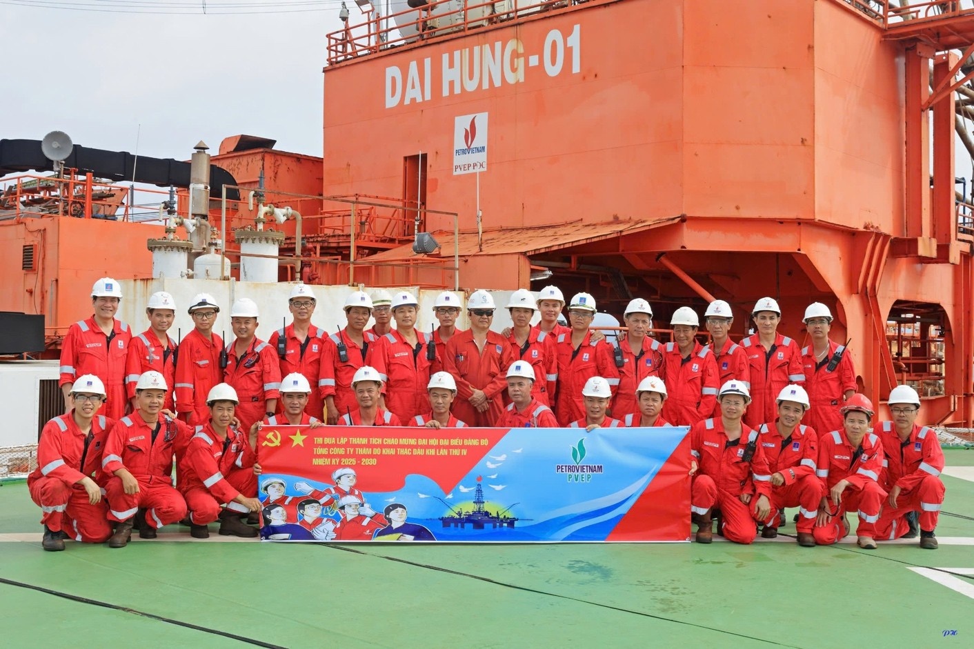 PVEP POC quyết tâm đổi mới, tích cực sáng tạo, nâng cao năng suất lao động.