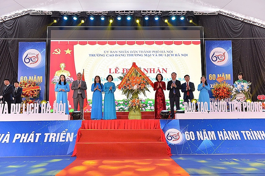 Trường Cao đẳng Thương mại và Du lịch Hà Nội kỷ niệm 60 năm ngày thành lập trường