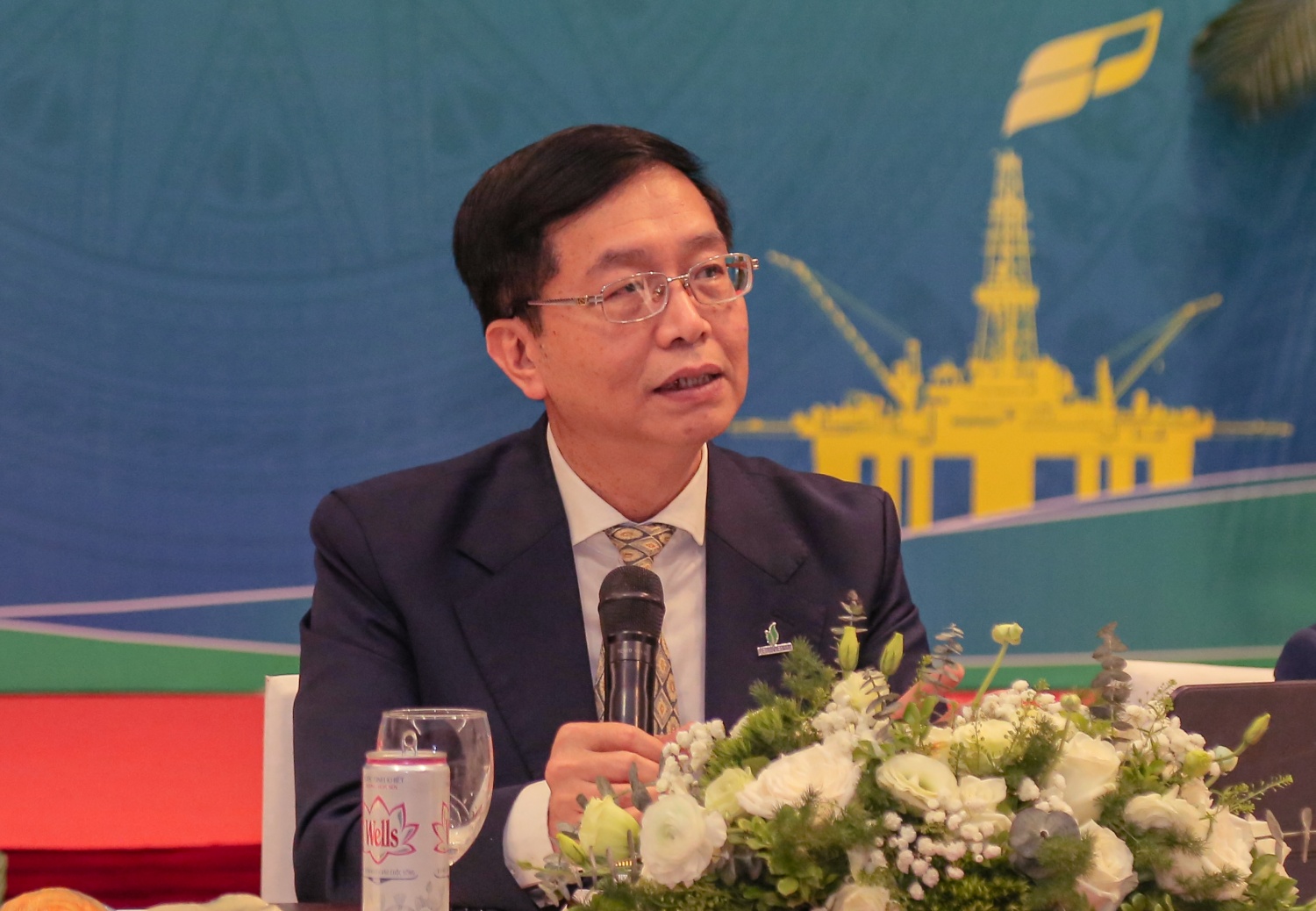 Đồng chí Trần Quang Dũng, Phó Bí thư thường trực Đảng ủy Tập đoàn bày tỏ tin tưởng với kết quả, thành công của từ Đại hội đại biểu Đảng bộ PVEP - Đại hội điểm của Đảng bộ Tập đoàn sẽ lan tỏa khí thế mới tới những đại hội tiếp theo