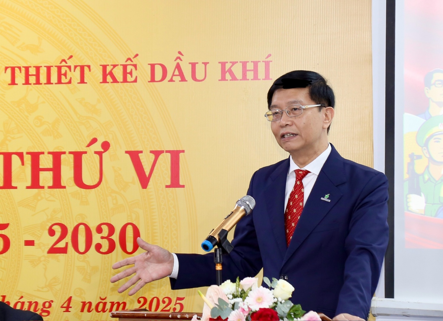 Đồng chí Trần Quang Dũng lưu ý, PVE cần lấy công tác Đảng để tập hợp sự đoàn kết, củng cố doanh nghiệp