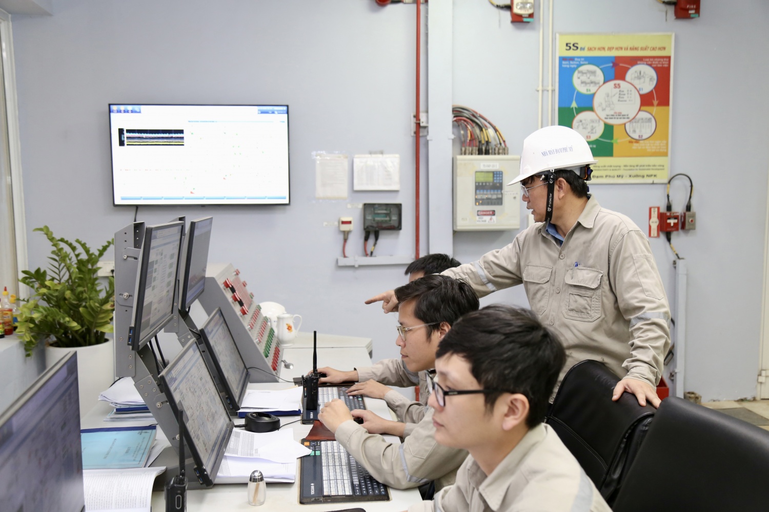 Với anh Trung, thành công không phải là thành quả của riêng cá nhân, mà là kết tinh từ sự đoàn kết và đồng lòng của cả tập thể.