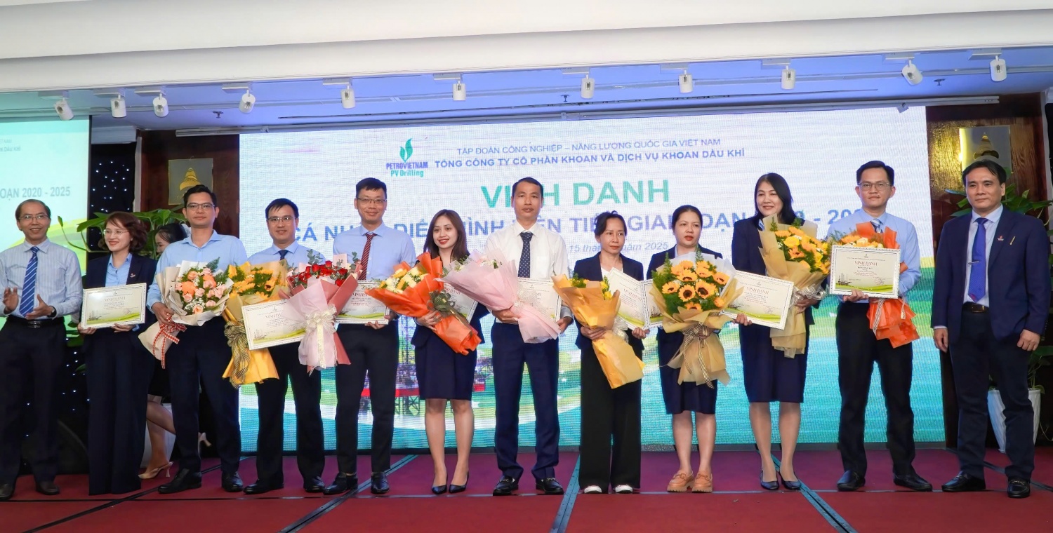 Các cá nhân được vinh danh.