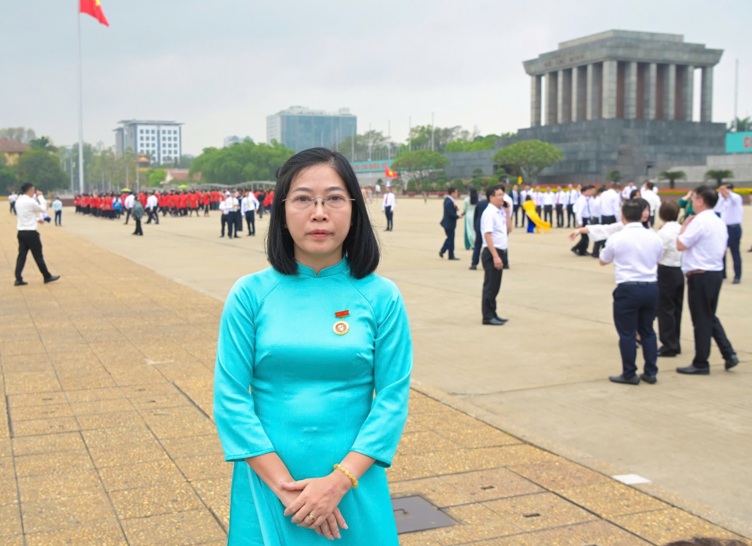 Bà Trần Thị Thanh Nga, Phó Chủ tịch Công đoàn Nhà máy Đạm Phú Mỹ chia sẻ sau buổi lễ báo công.