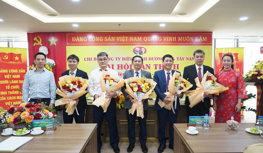 Chi ủy Chi bộ SWPOC nhiệm kỳ 2025-2030 ra mắt Đại hội
