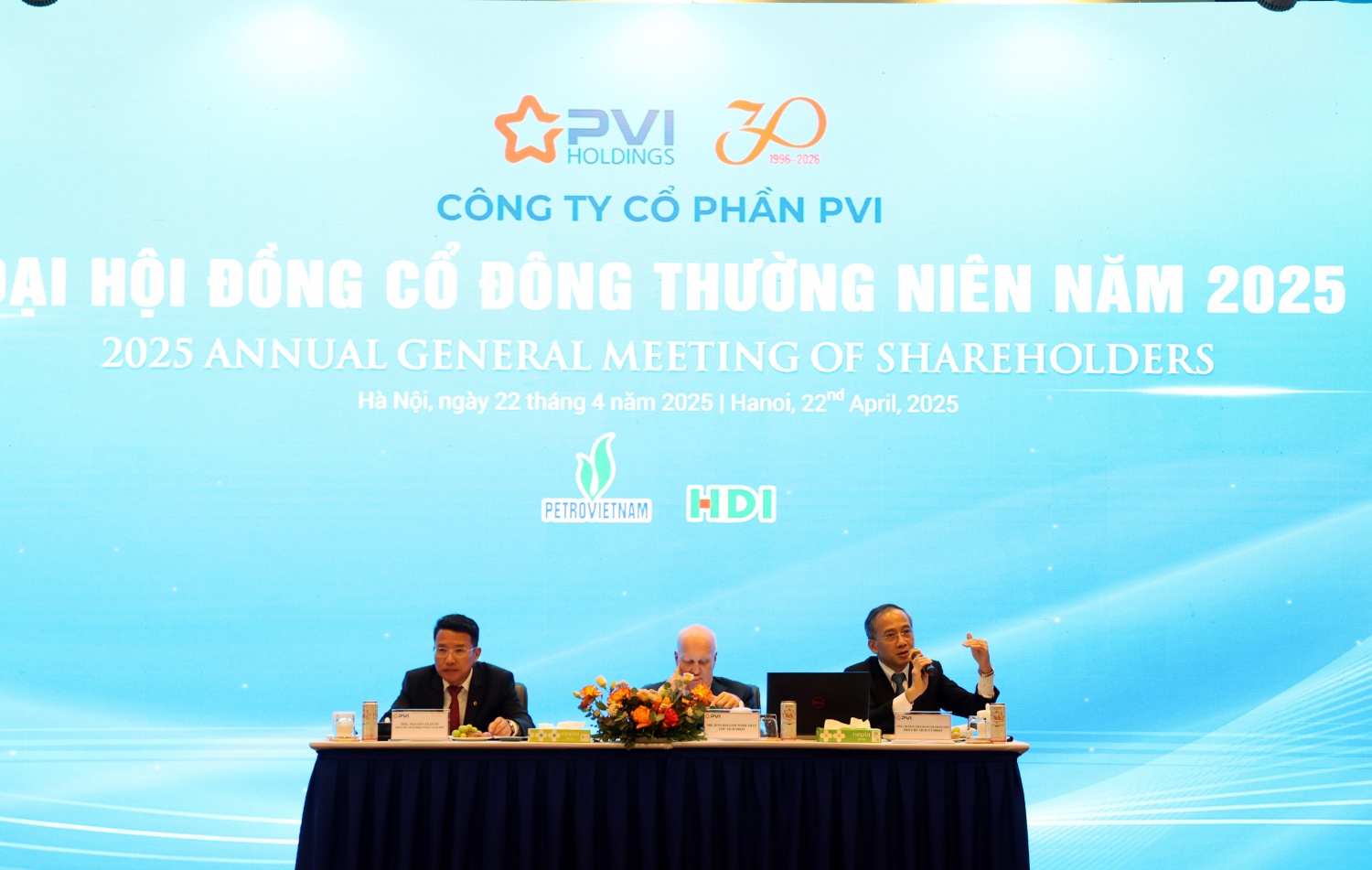 Đoàn chủ tịch điều hành Đại hội
