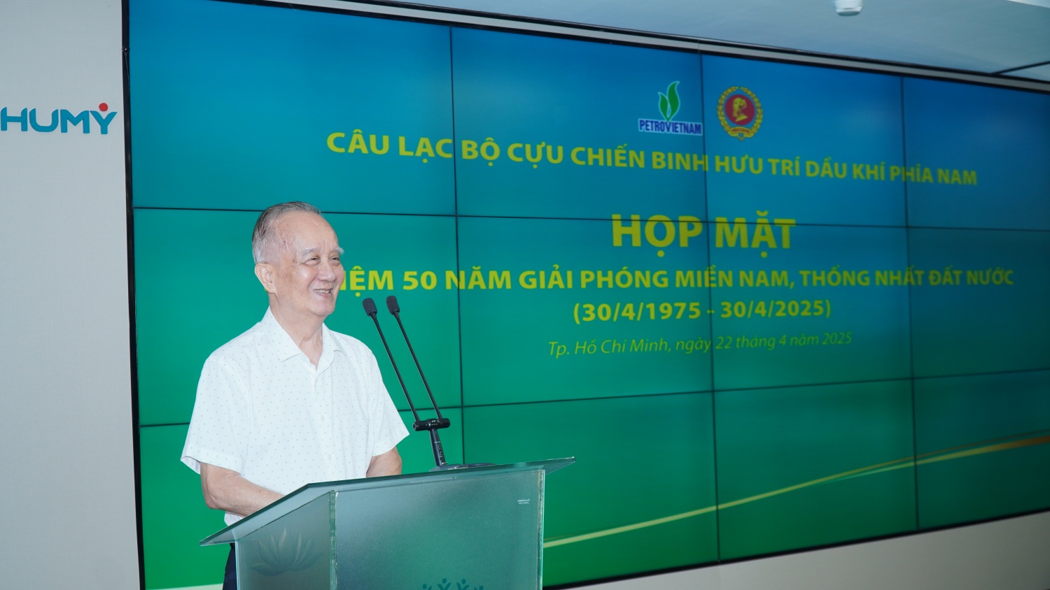 Buổi gặp mặt thêm phần ý nghĩa khi các CCB được giao lưu với Anh hùng Lực lượng Vũ trang nhân dân Nguyễn Thành Trung