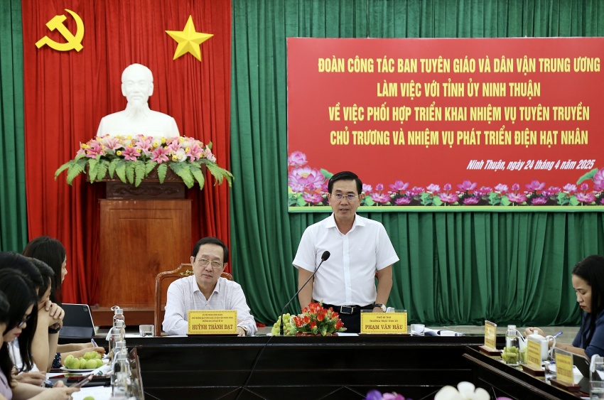 Ông Phạm Văn Hậu - Phó Bí thư thường trực Tỉnh ủy, Chủ tịch HĐND tỉnh Ninh Thuận đề nghị, cần tổ chức triển lãm về điện hạt nhân tại địa phương để nhân dân có điều kiện tiếp cận và tìm hiểu, nâng cao kiến thức về năng lượng điện hạt nhân