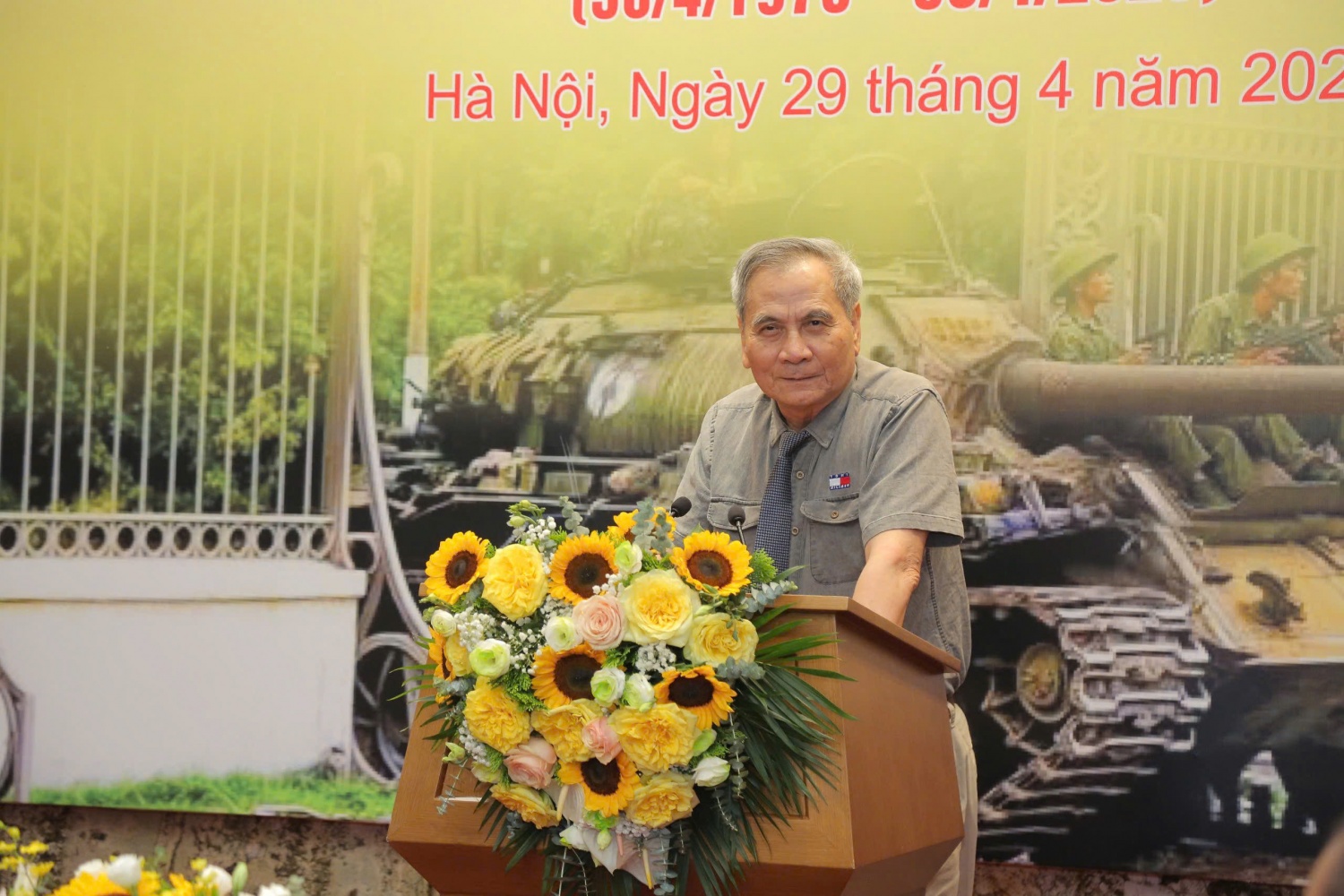 CCB Hoàng Văn Phổ - Nguyên Trưởng ban Lao động - Tiền lương và Chế độ Chính sách, Tổng Công ty Dầu khí Việt Nam (nay là Tập đoàn Công nghiệp - Năng lượng Quốc gia) kể về hành trình xây dựng và phát triển Petrovietnam sau ngày giải phóng.