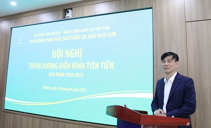 Ông Nguyễn Duyên Cường - Giám đốc Chi nhánh, Chủ tịch Hội đồng Thi đua - Khen thưởng đánh giá cao những kết quả tích cực mà phong trào thi đua, khen thưởng của PVNDB đạt được trong giai đoạn vừa qua.