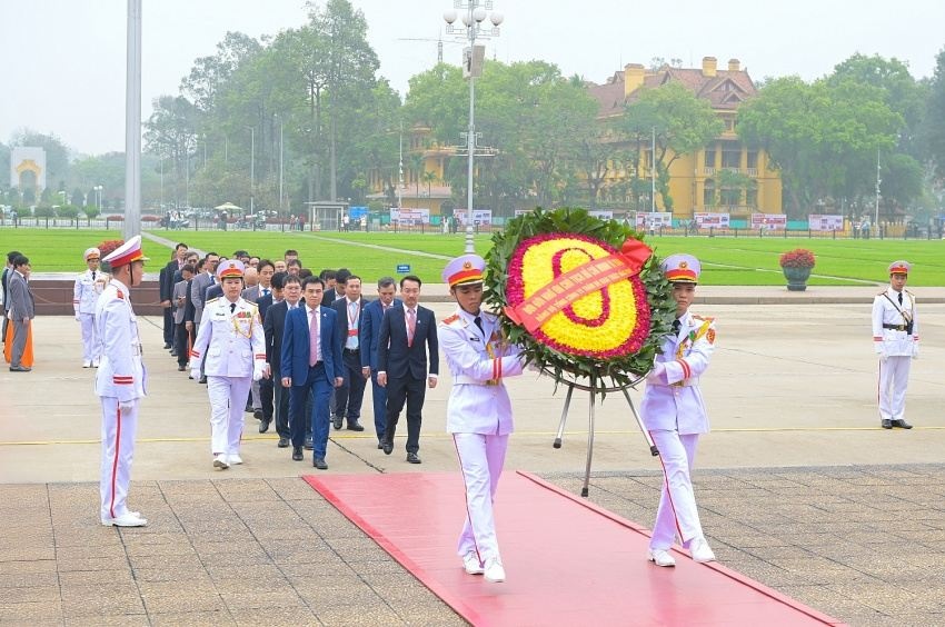 Đoàn đại biểu ưu tú Đảng bộ PVEP tham gia Lễ báo công dâng Bác trong không khí thi đua lập thành tích chào mừng Đại hội Đảng các cấp, tiến tới Đại hội Đảng bộ PVEP lần thứ IV, nhiệm kỳ 2025-2030