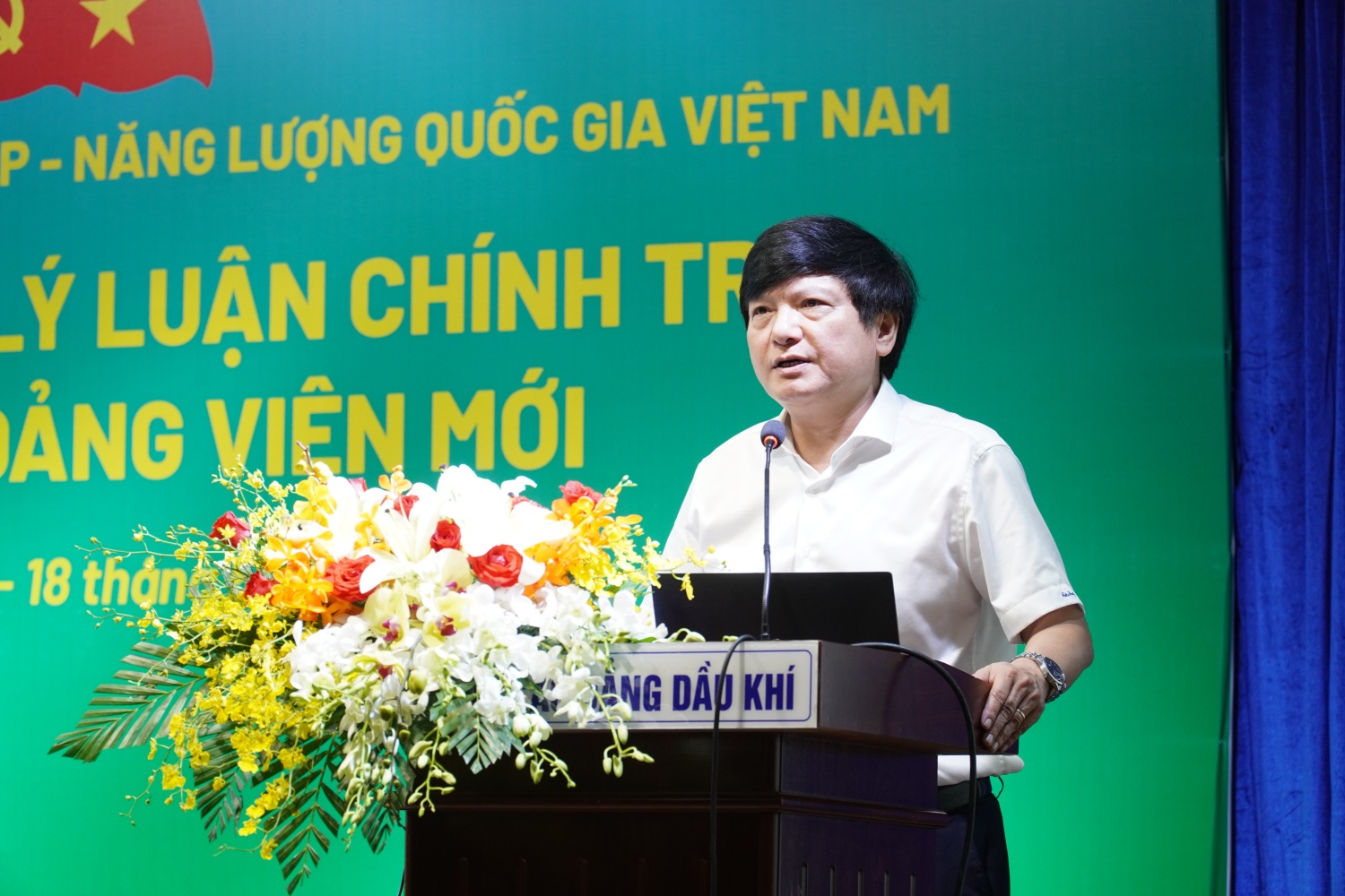 Đồng chí Lê Anh Chiến nhấn mạnh về yêu cầu xây dựng Đảng bộ Petrovietnam thực sự vững mạnh toàn diện.