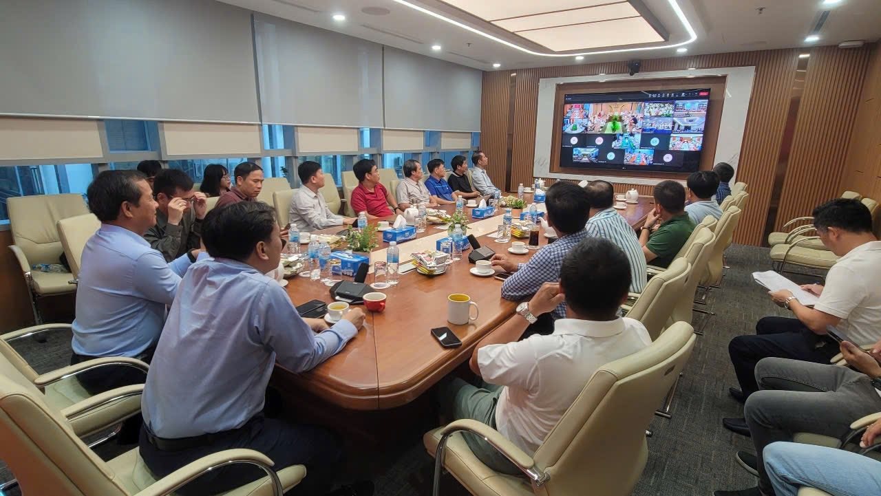 Điểm cầu PVD