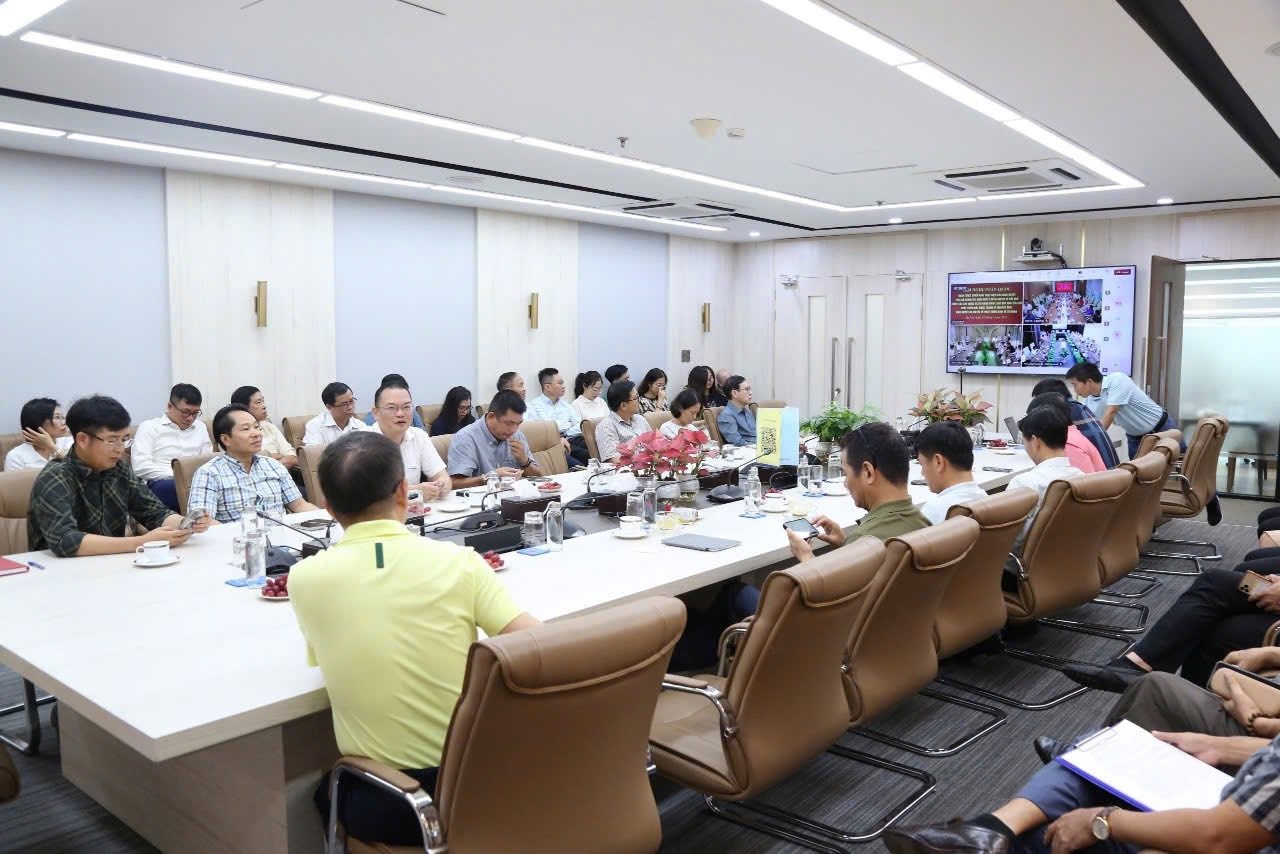 Điểm cầu PVTrans