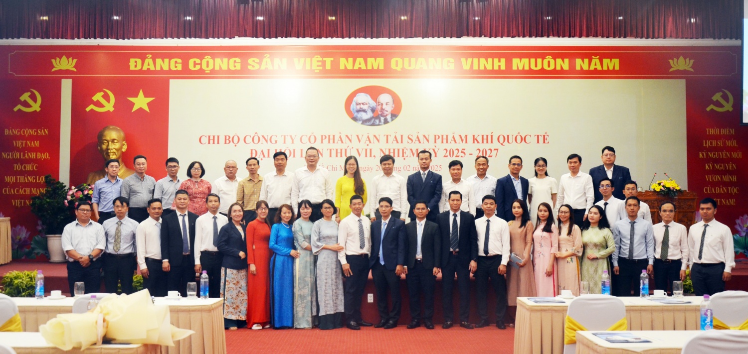 Đại hội Chi bộ Gas Shipping nhiệm kỳ 2025-2027 diễn ra thành công tốt đẹp, thể hiện tinh thần đoàn kết, quyết tâm và phát huy trách nhiệm, góp phần vào sự phát triển bền vững